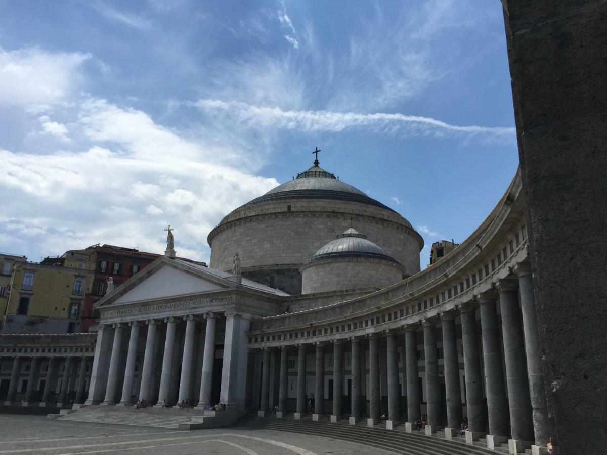 Apartamento Il Posto Fisso Napoli Exterior foto