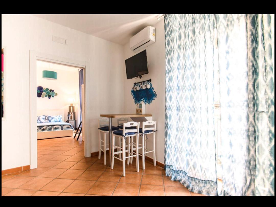 Apartamento Il Posto Fisso Napoli Exterior foto